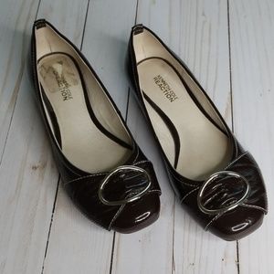 Kenneth Cole patent flats